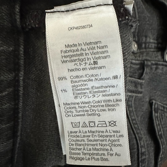 Madewell Perfect Vintage Jeans- black, petite - Picture 5 of 5